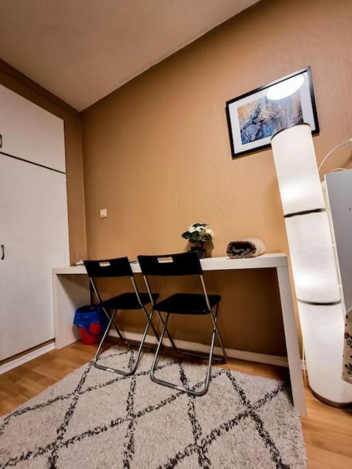 Appartement Private In Centre, Shared Appartment, Free Parking *